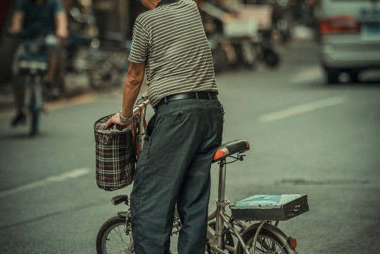 陈酒天价之谜，稀缺、工艺与时间的完美邂逅